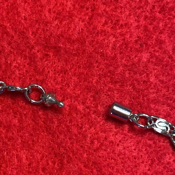 Silvertone Long Chain Easy Open and Close - Picture 11 of 16